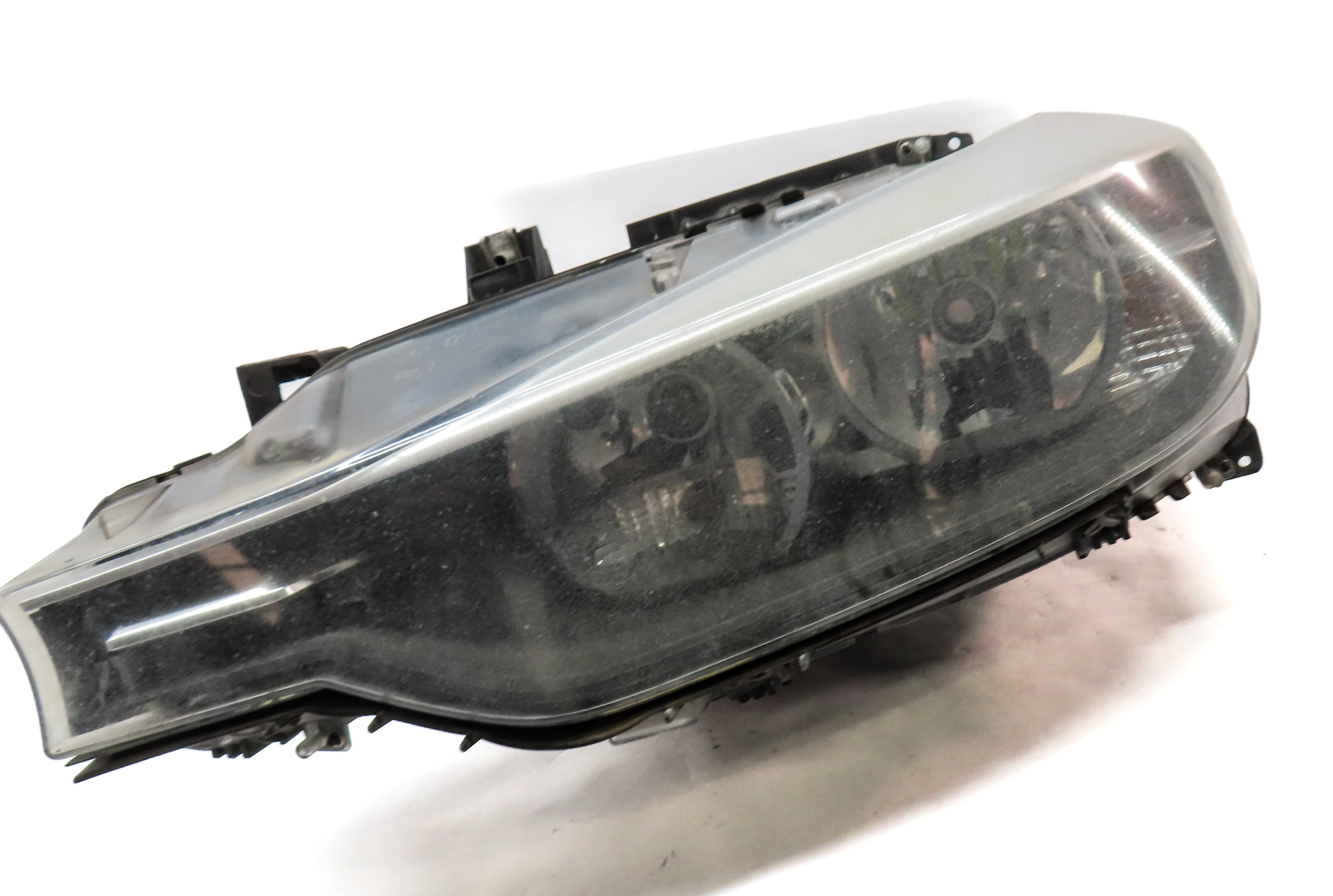 12-15 BMW 320i 328i 335i (F30) SEDAN - LEFT DRIVER HALOGEN HEADLIGHT LIGHT LAMP — exact item pictured